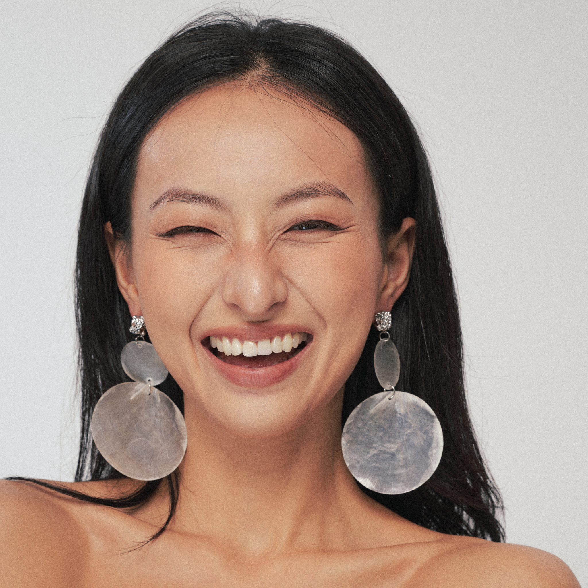 Paradise Island Drops Mirror Shell Earrings